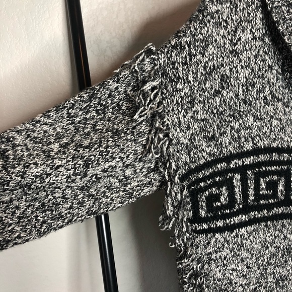 kensie Oversized Gray Fringe Greek Key Sweater - Picture 3 of 6